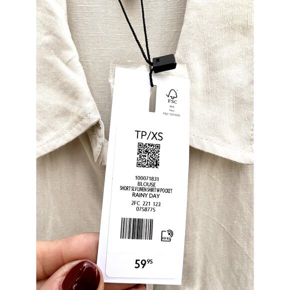 NWT Dynamite Short Sleeve Rainy Day Linen Button Down Blouse Beige Women's XS - Picture 4 of 7